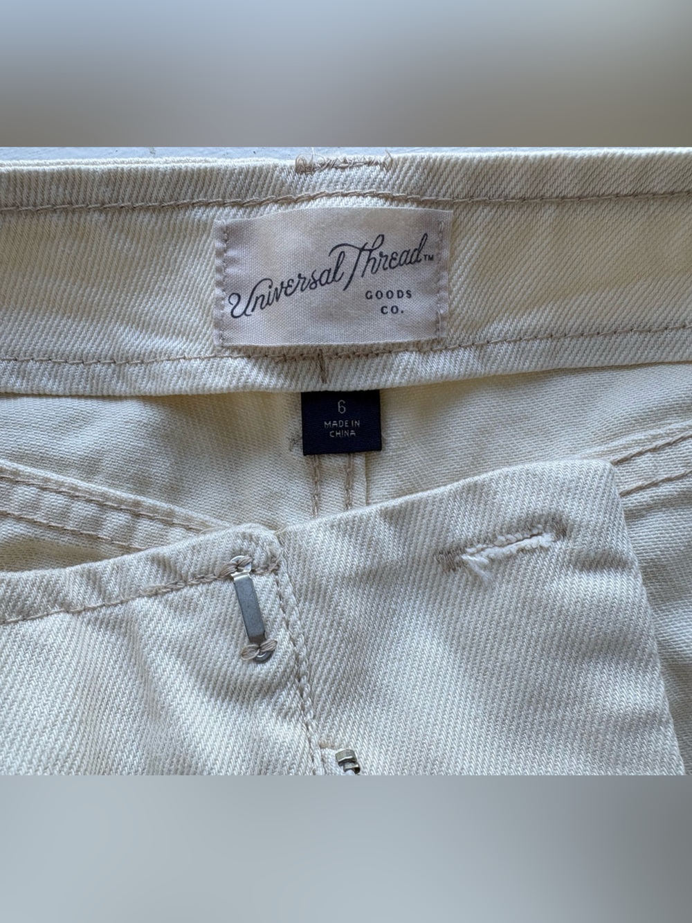 100% cotton Universal Thread Cream High-Rise Barrel Jeans